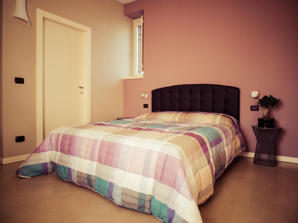 B&B Aurora ベルガモ 部屋 写真